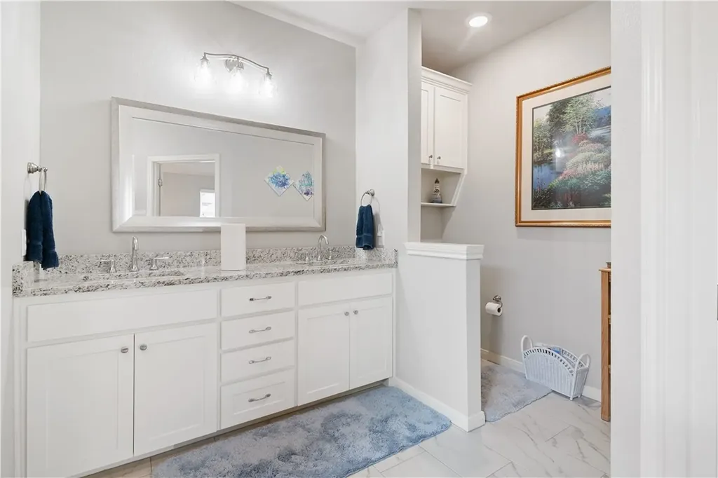 422 Travis Drive Mcgregor TX 76657