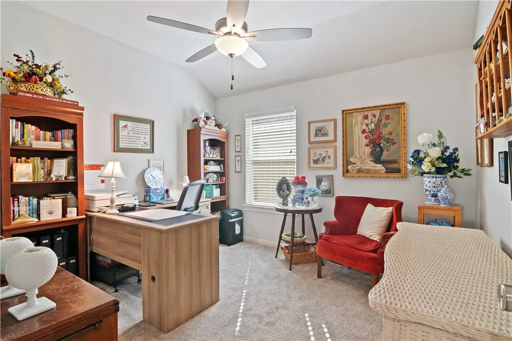 422 Travis Drive Mcgregor TX 76657