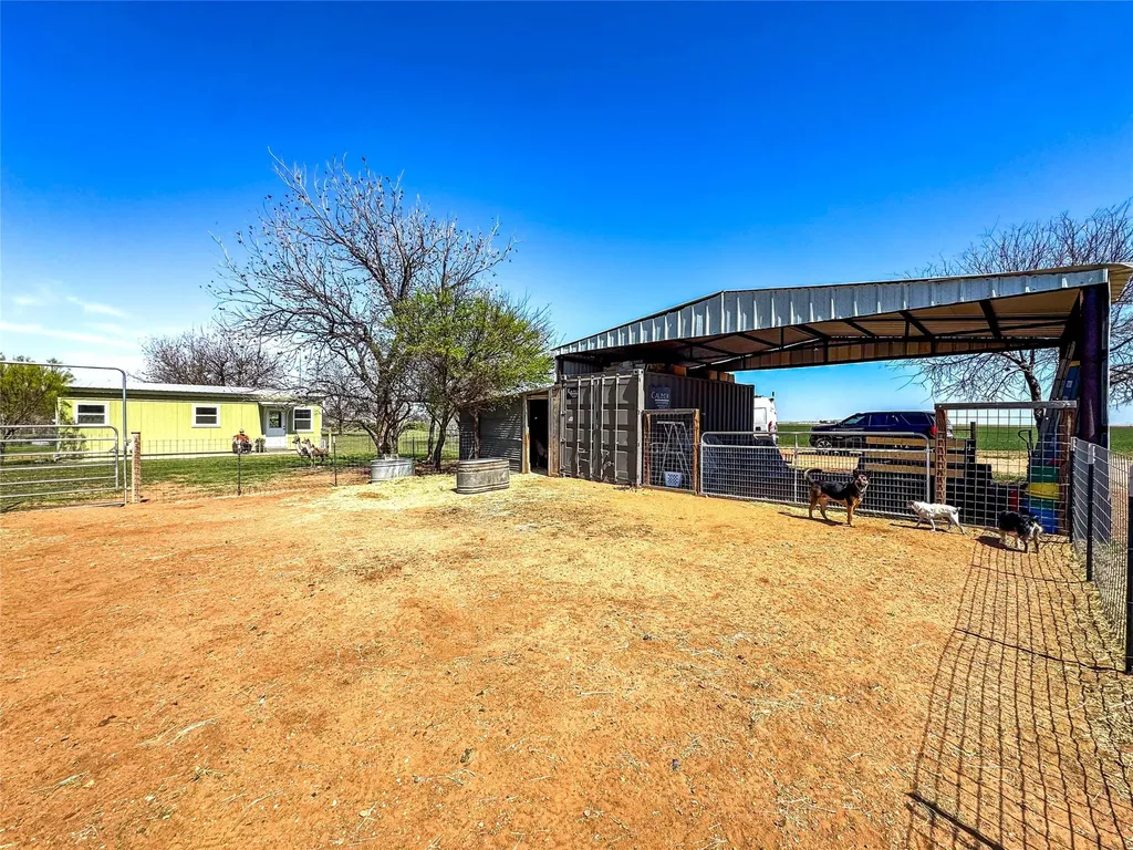1209 Taylor Avenue Rule TX 79547
