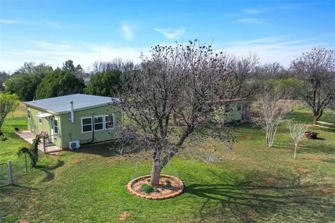 1209 Taylor Avenue Rule TX 79547