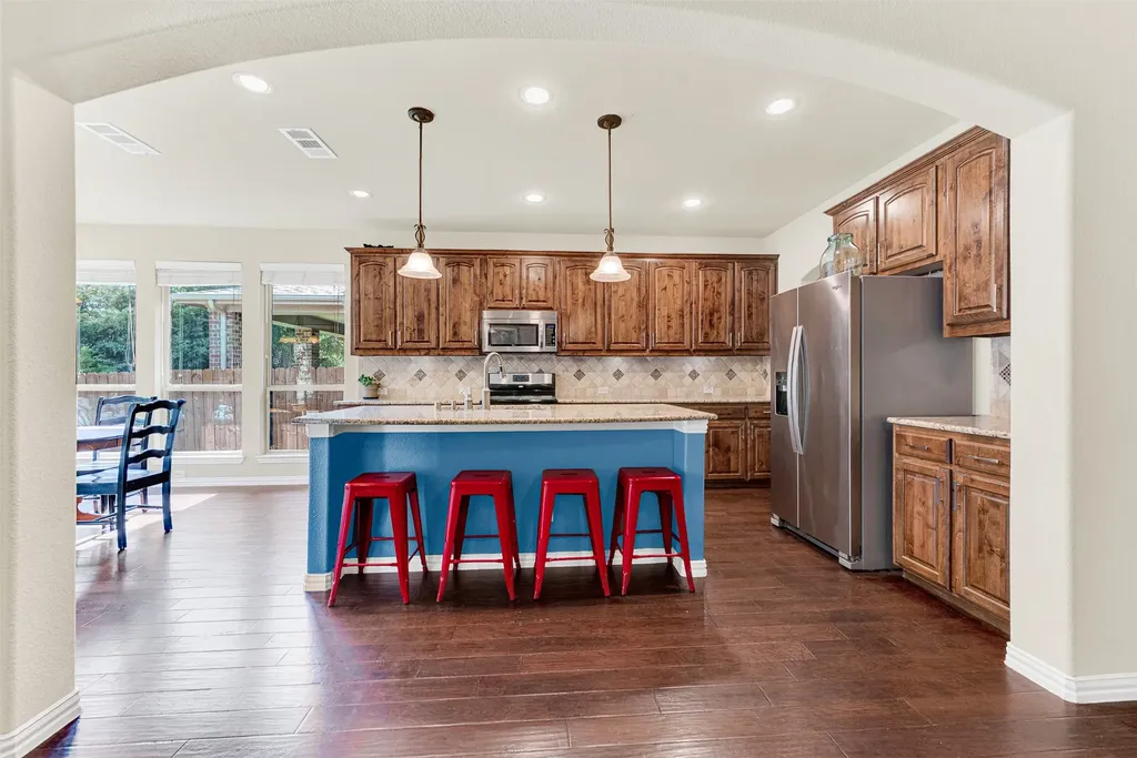 10624 Leesa Drive Mckinney TX 75072