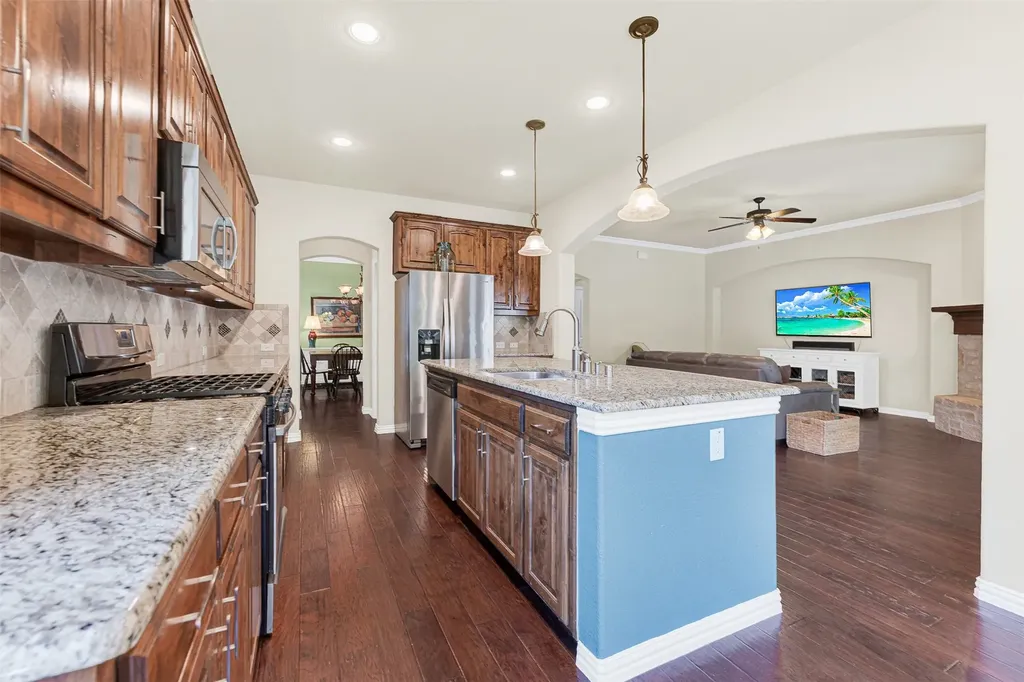 10624 Leesa Drive Mckinney TX 75072