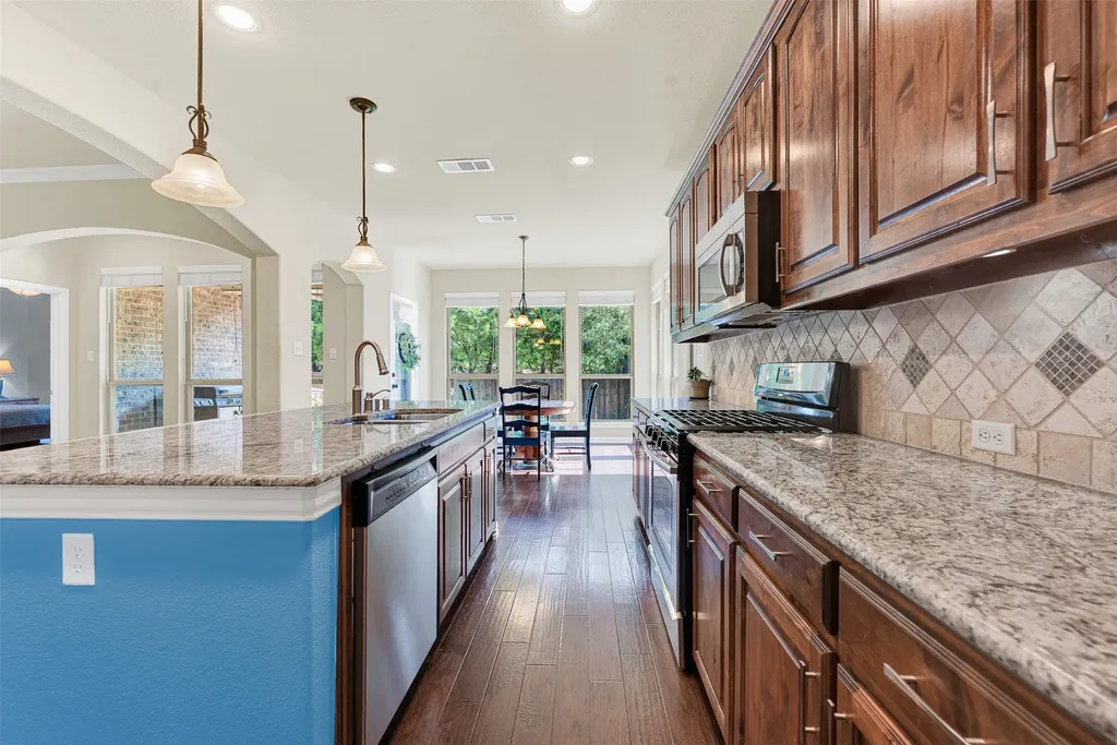 10624 Leesa Drive Mckinney TX 75072