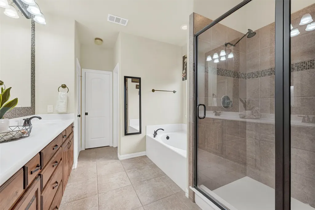 10624 Leesa Drive Mckinney TX 75072
