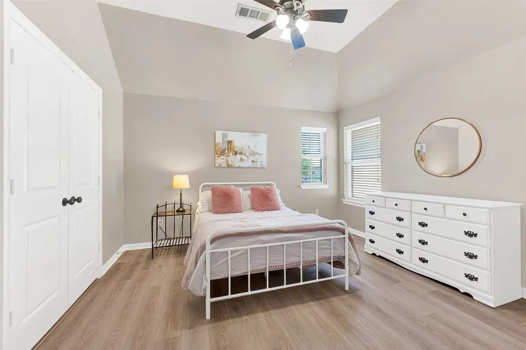 10624 Leesa Drive Mckinney TX 75072
