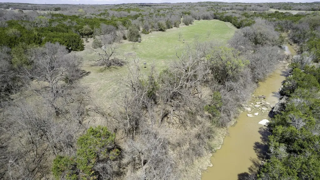 1532 N Fm Rainbow TX 76077