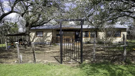 1532 N Fm Rainbow TX 76077