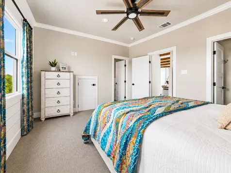 205 Oak Creek Drive Tool TX 75143