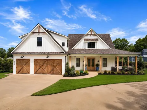 205 Oak Creek Drive Tool TX 75143