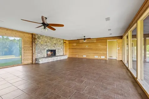 1203 County Road 3100 Clarksville TX 75426