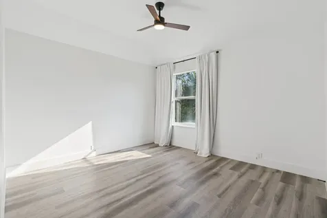 808 Lake Bridge Drive Lake Dallas TX 75065