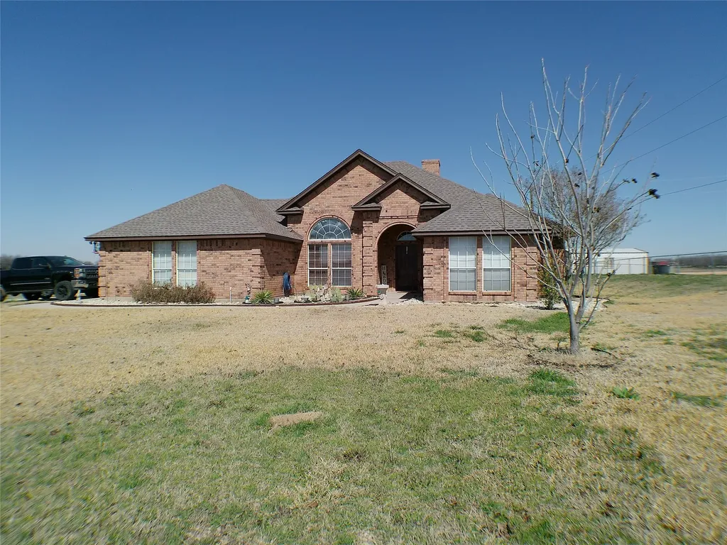 200 County Road 3170 Decatur TX 76234