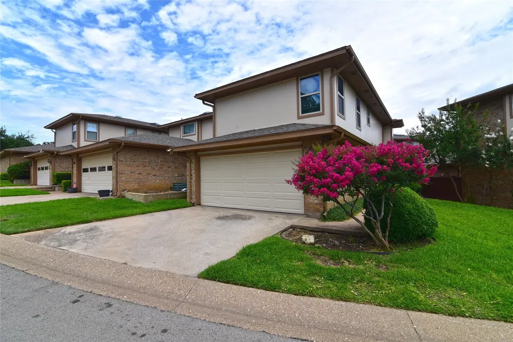 100 Morrow Drive Bedford TX 76021