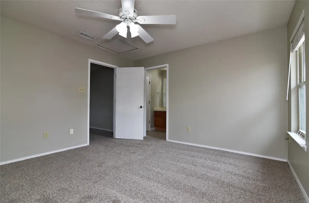 100 Morrow Drive Bedford TX 76021
