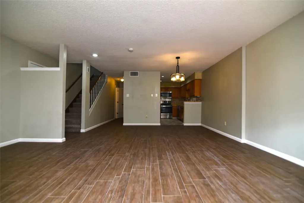 100 Morrow Drive Bedford TX 76021