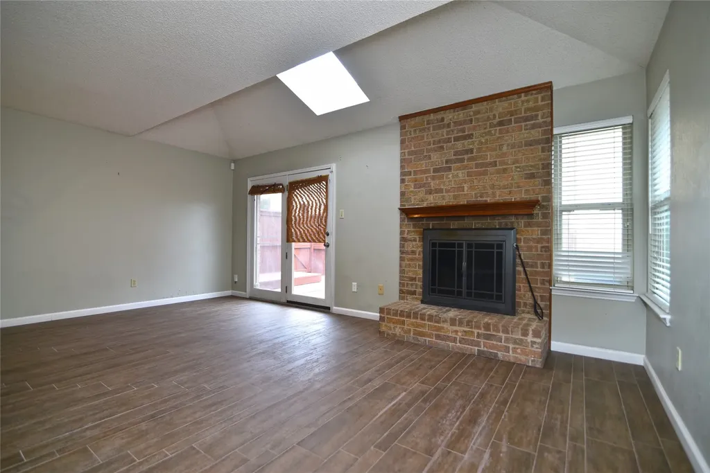 100 Morrow Drive Bedford TX 76021