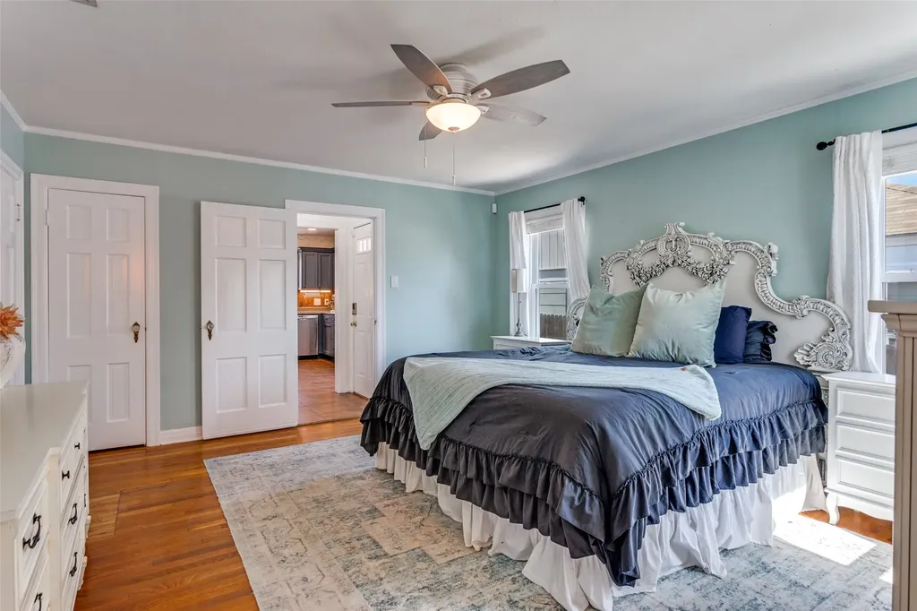 4029 Pershing Avenue Fort Worth TX 76107