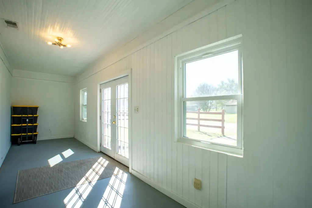 108 S Avenue C Wortham TX 76693