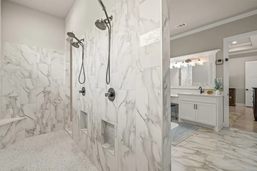 1004 Meadow Wood Terrace Azle TX 76020