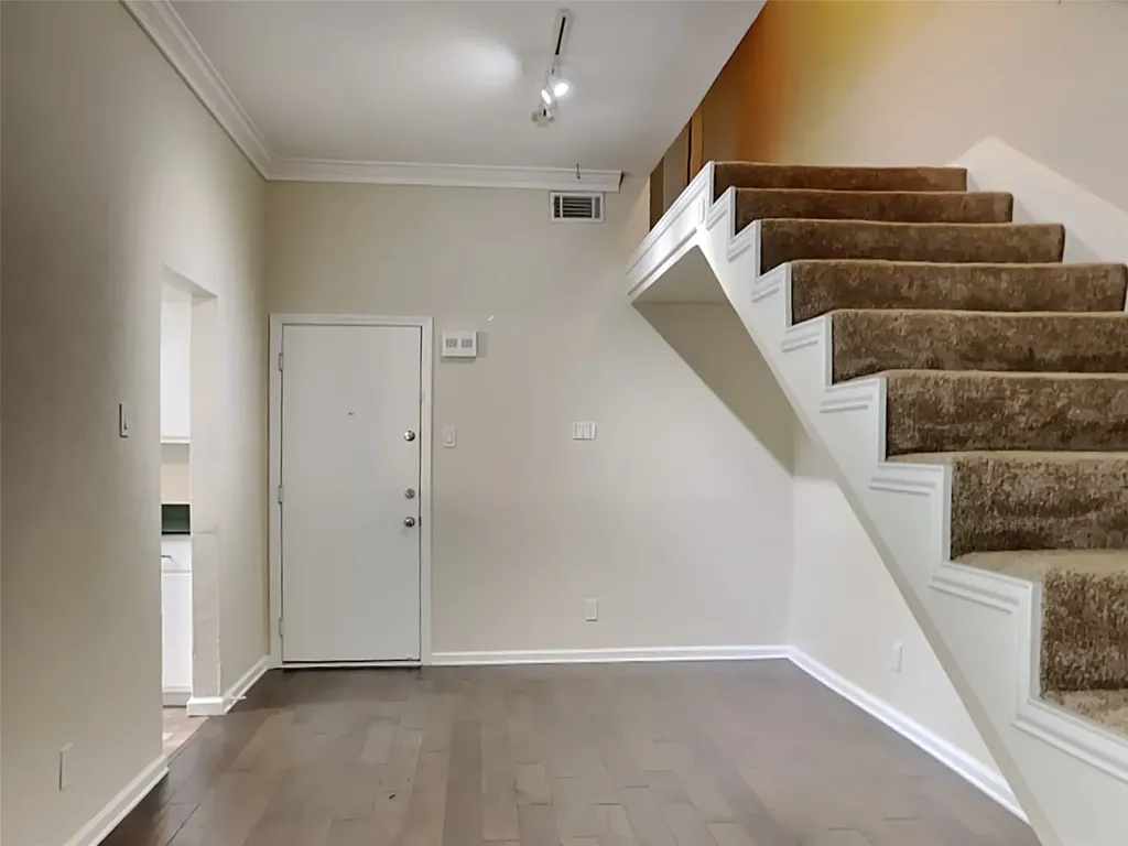 2907 Shelby Avenue Dallas TX 75219