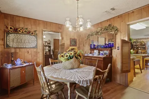 12869 Us Highway 259 N Omaha TX 75571