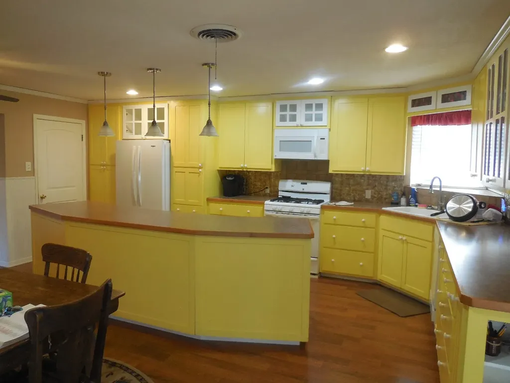 209 Breckenridge Highway Ranger TX 76470
