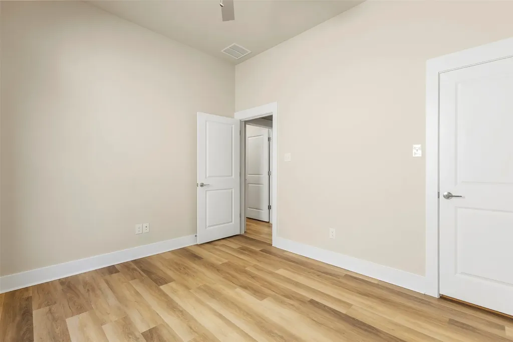 710 E Mcgee Street Sherman TX 75090