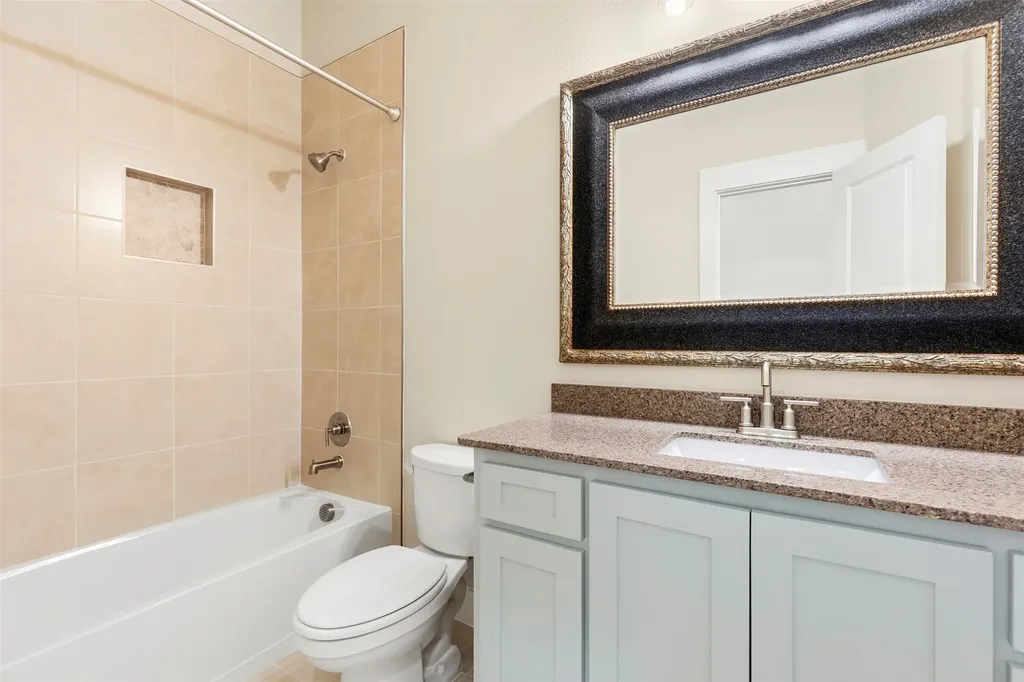 710 E Mcgee Street Sherman TX 75090