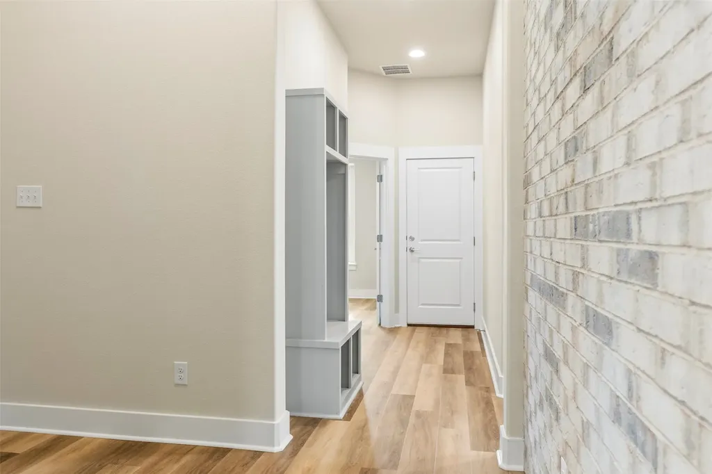 710 E Mcgee Street Sherman TX 75090