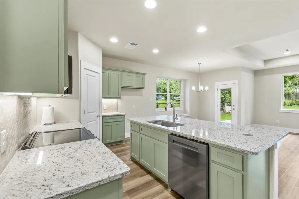 714 E Mcgee Street Sherman TX 75090