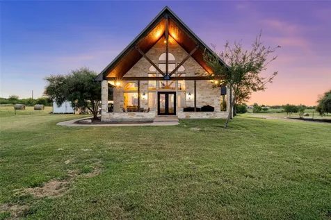 15949 E Us Highway 190 Rogers TX 76569