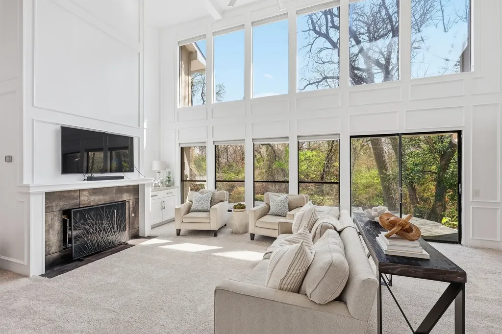 Farmers Branch TX, 3718 Wooded Creek Drive