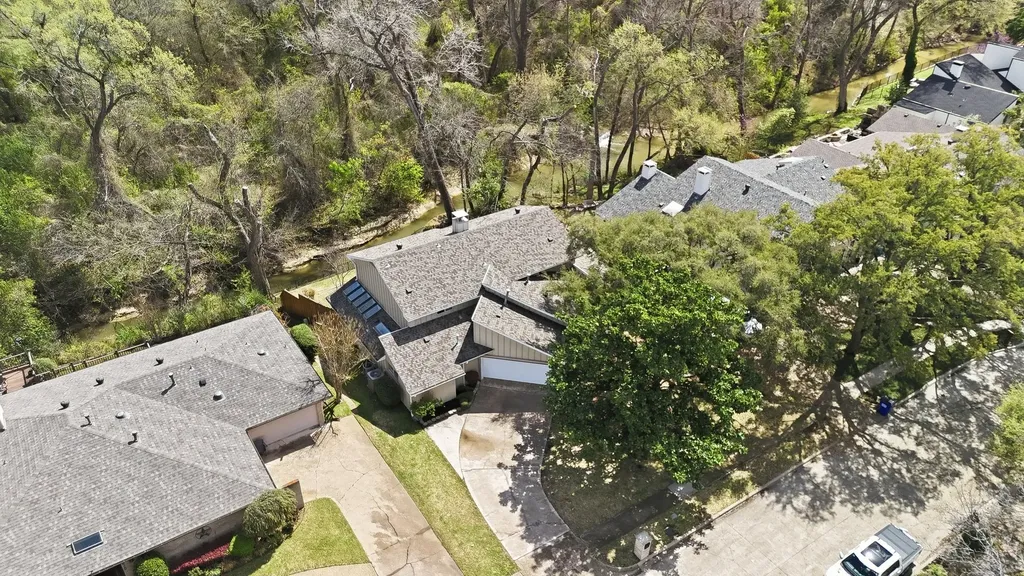 3718 Wooded Creek Drive Farmers Branch TX 75244