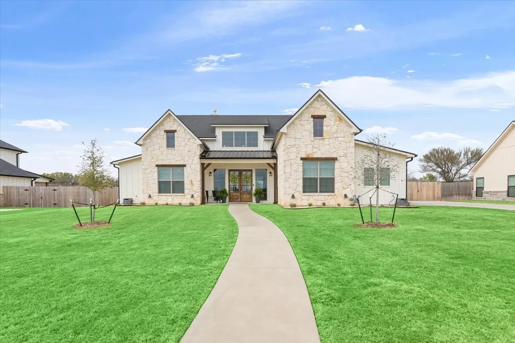 124 Big Catch Lane Robinson TX 76706