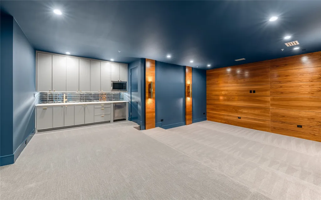 10010 Strait Lane Dallas TX 75229
