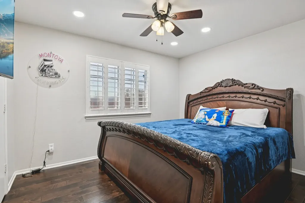 720 Calumet Avenue Cockrell Hill TX 75211