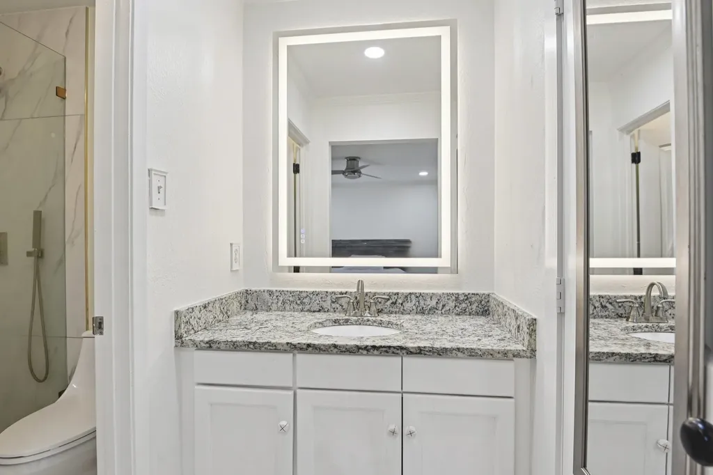 720 Calumet Avenue Cockrell Hill TX 75211