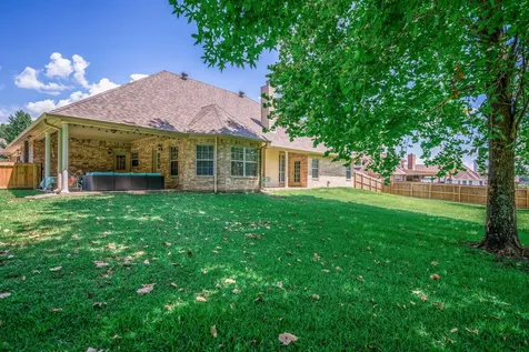 110 Kayla Lane Longview TX 75602