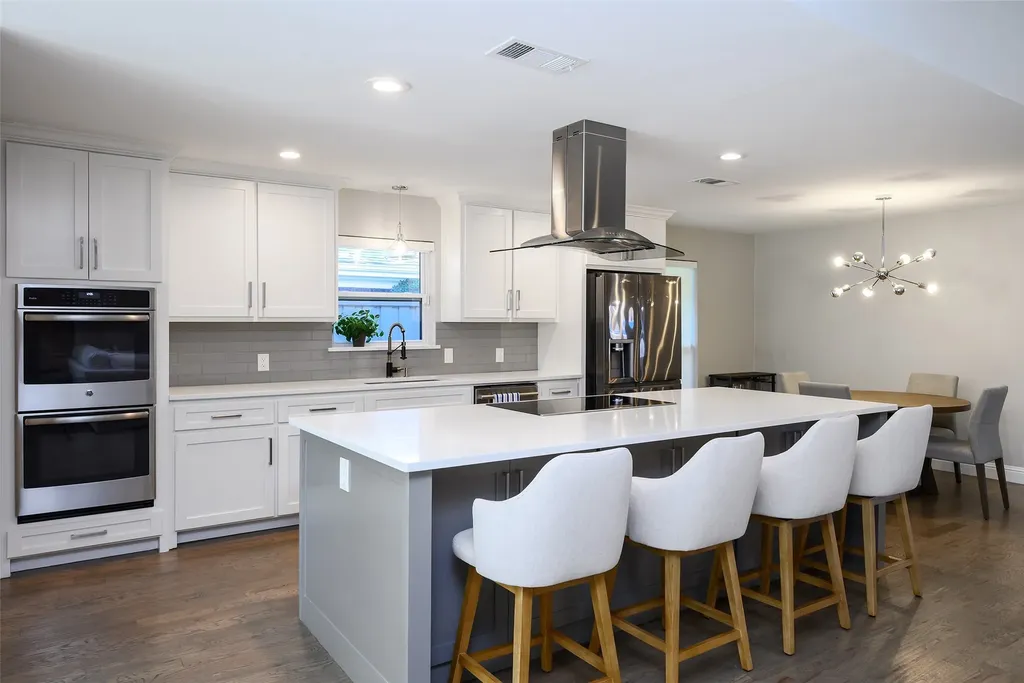 6639 Clearhaven Circle Dallas TX 75248