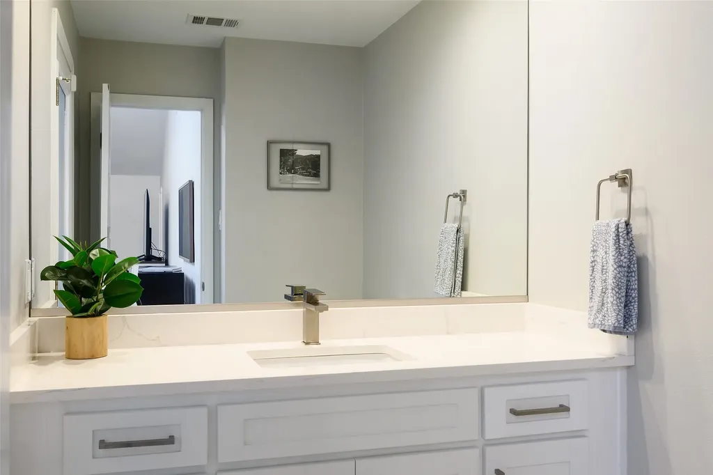 6639 Clearhaven Circle Dallas TX 75248