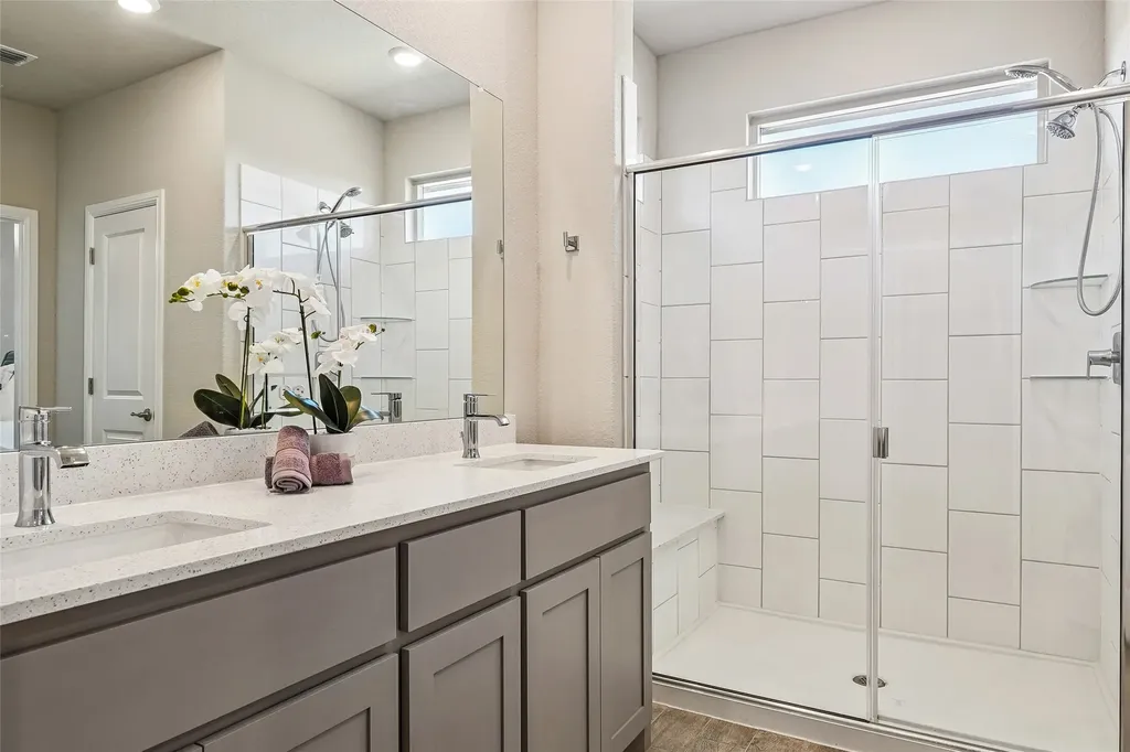 1041 Southwark Drive Fort Worth TX 76247