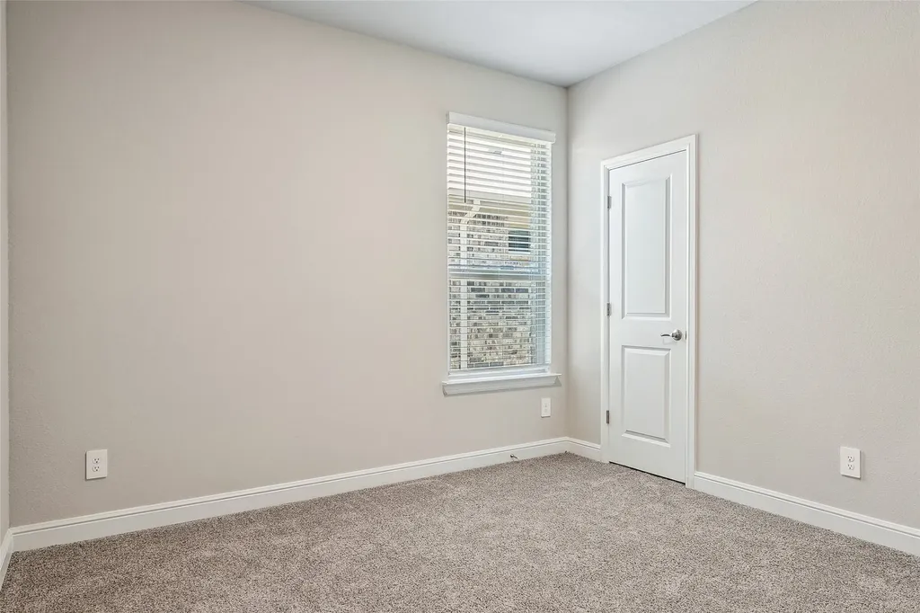 1041 Southwark Drive Fort Worth TX 76247