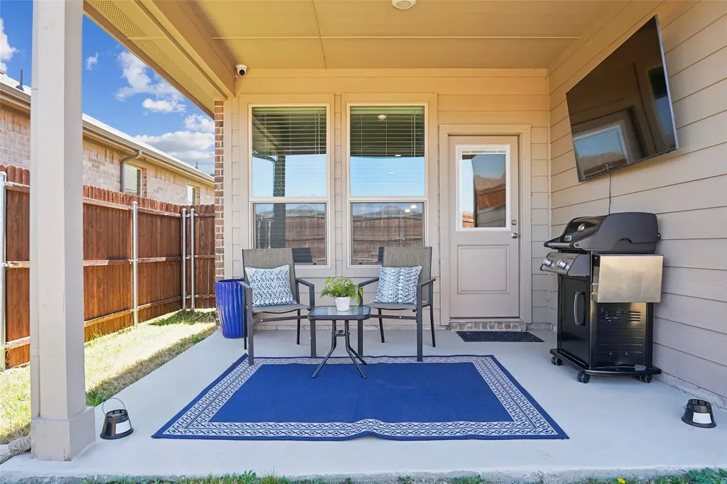 1041 Southwark Drive Fort Worth TX 76247