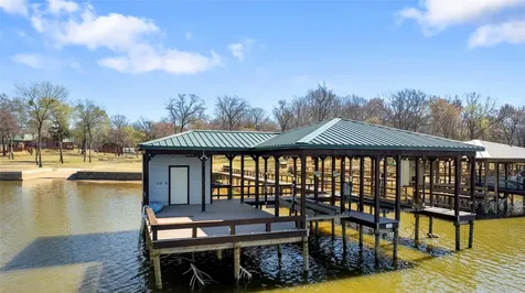 788 Rs County Road 3500 Emory TX 75440