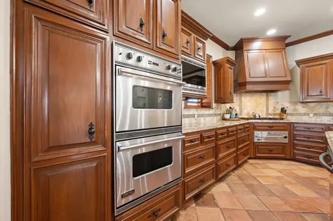 2454 W Sh 380 Jacksboro TX 76458