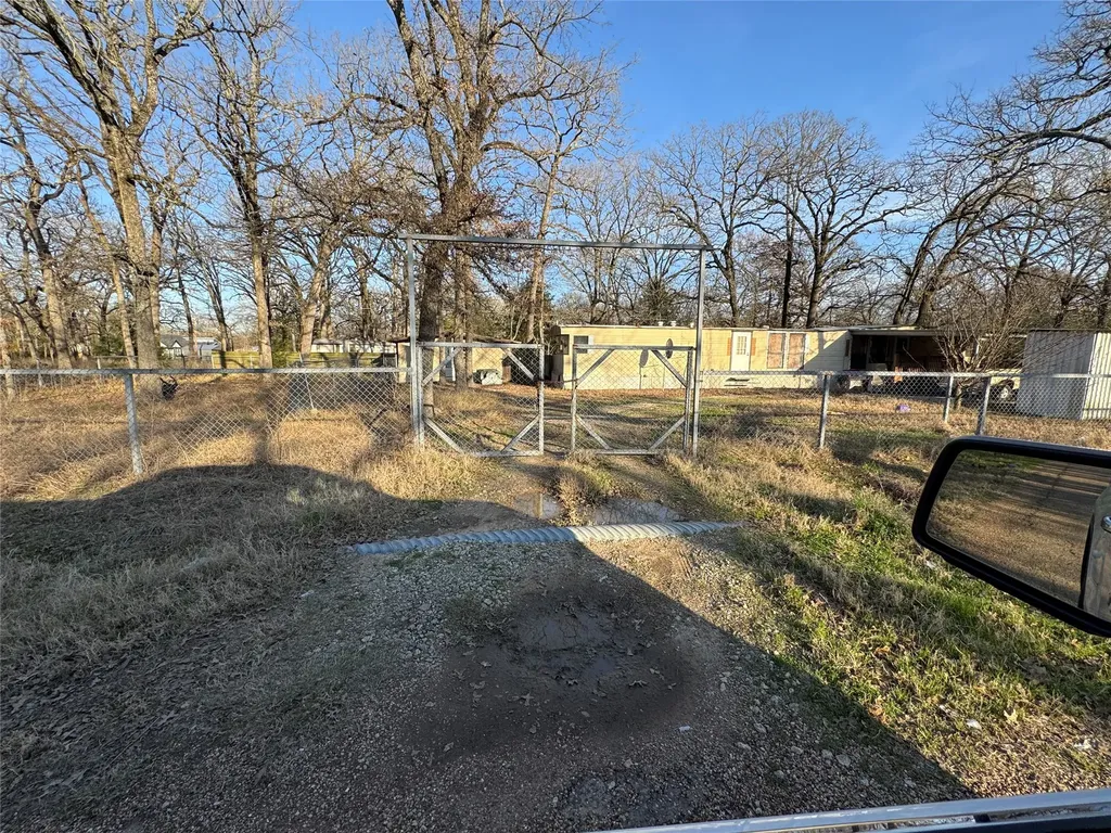 108 Mohican Trail Mabank TX 75156
