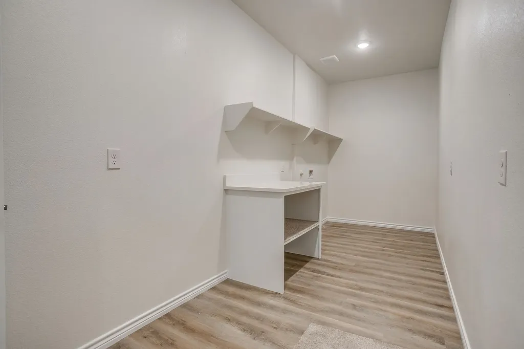 130 Abbott Avenue Covington TX 76636