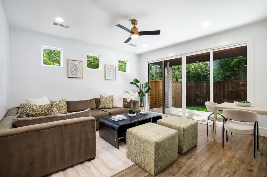 6162 Prospect Avenue Dallas TX 75214