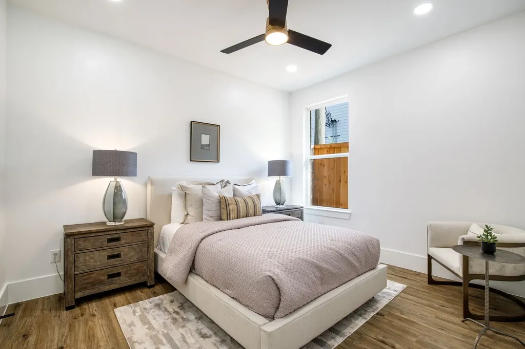 6162 Prospect Avenue Dallas TX 75214
