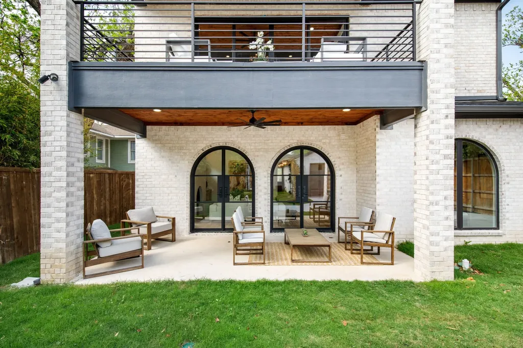 6162 Prospect Avenue Dallas TX 75214
